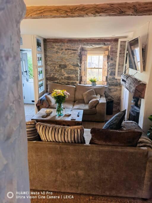 Brynglas Cottage With Hot Tub, Anglesey. Llanfachraeth Экстерьер фото