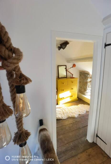 Brynglas Cottage With Hot Tub, Anglesey. Llanfachraeth Экстерьер фото