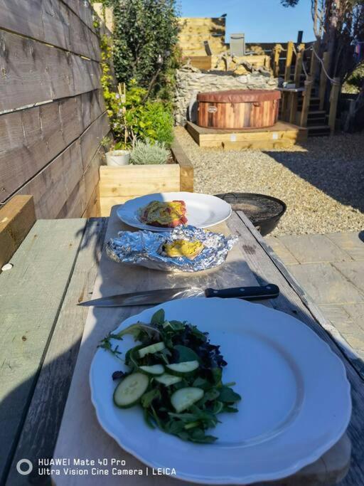 Brynglas Cottage With Hot Tub, Anglesey. Llanfachraeth Экстерьер фото